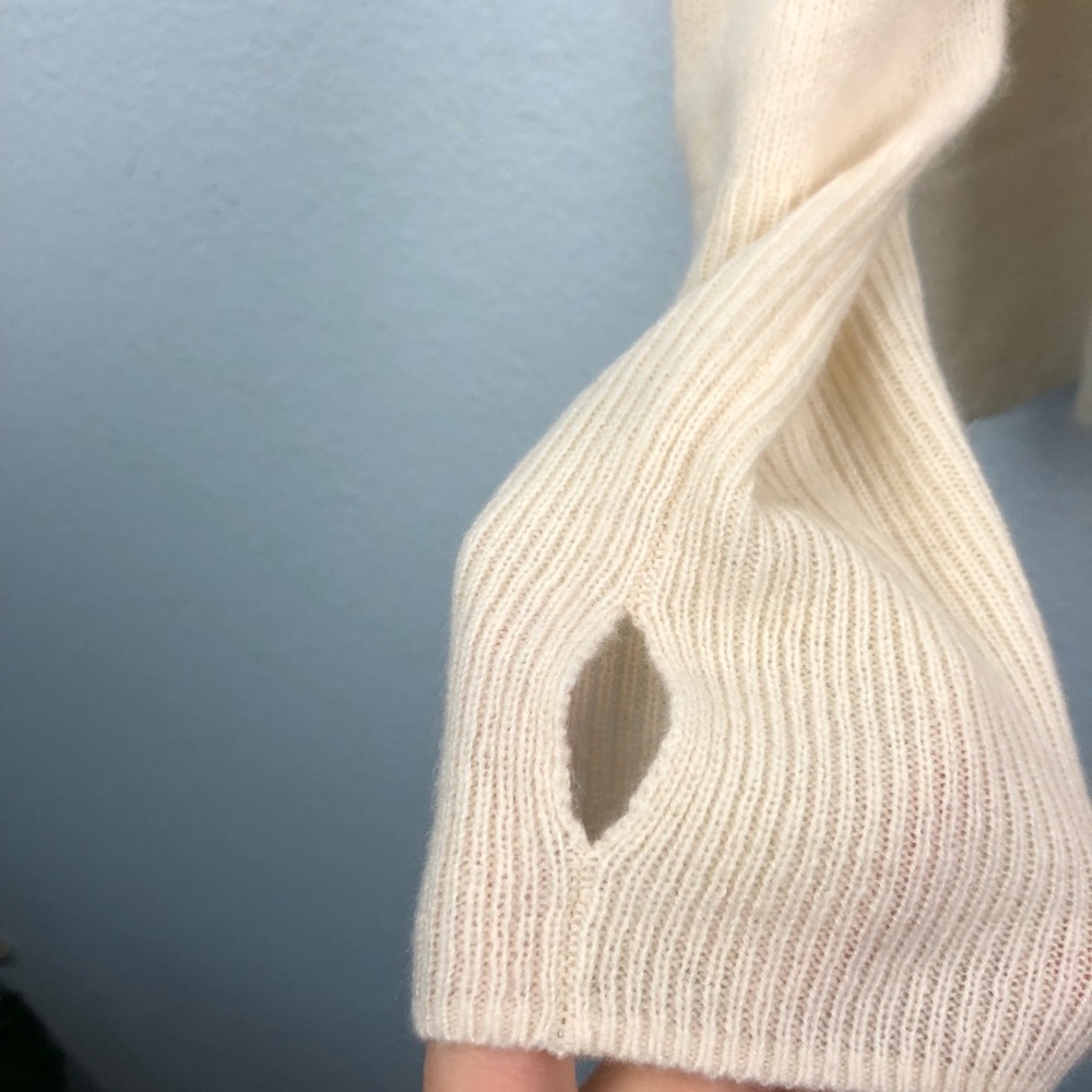 Wildfox Moulin pearl cashmere surplice sweater - Picture 6 of 8